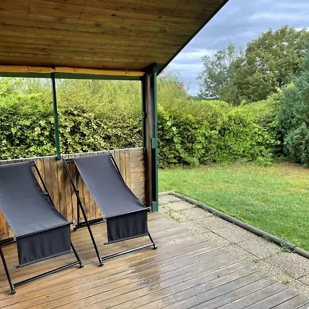 Ferienhaus Chouvigny, 3 Pieces, 5 Personnes - Fr-1-489-352